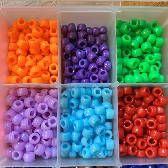 Pony Beads, multiple colors - Picture 4 of 6